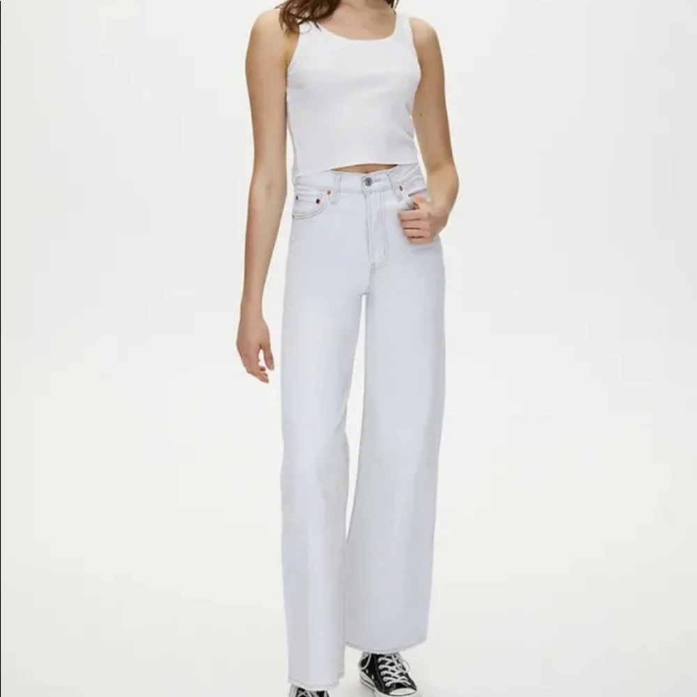 Levi’s - Ribcage wide leg Jeans * worn 2x